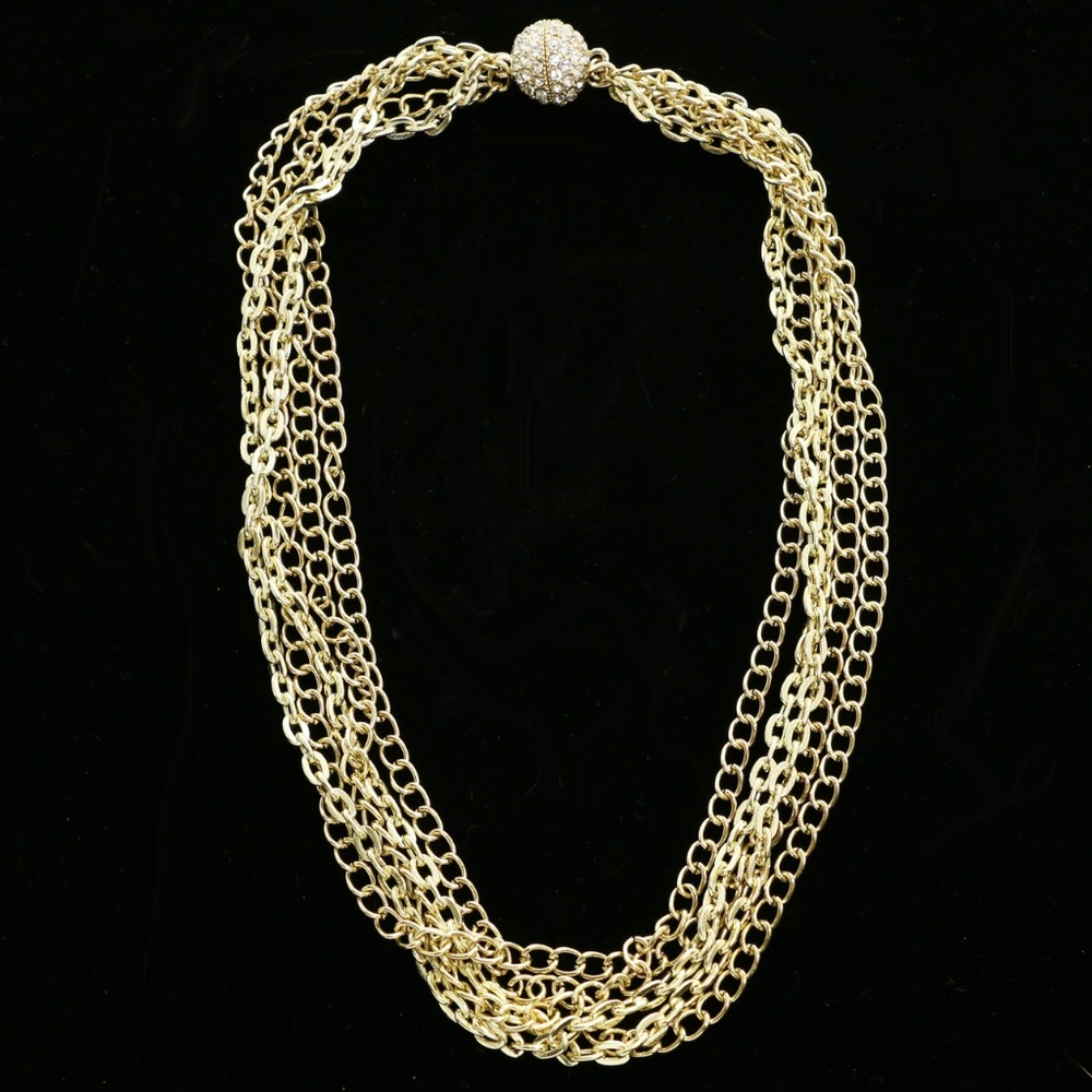 Luxury Crystal Magnetic Clasp Necklace Gold NWOT